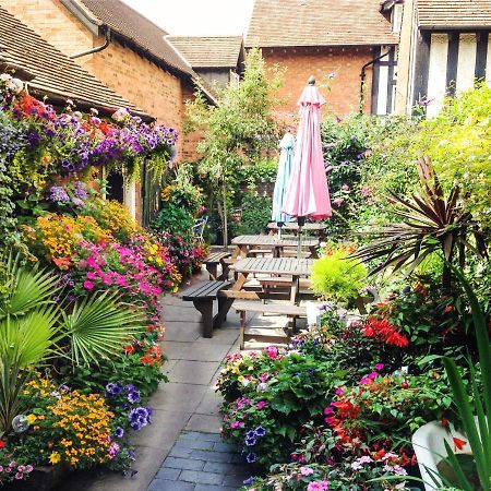 Bournville House & Cafe Birmingham Bagian luar foto