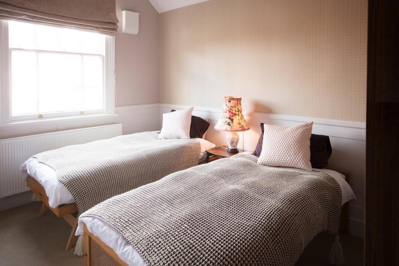 Bournville House & Cafe Birmingham Bagian luar foto